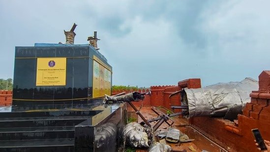 Chhatrapati Shivaji Maharaj की मूर्ति के ढहने पर नई UPDATE