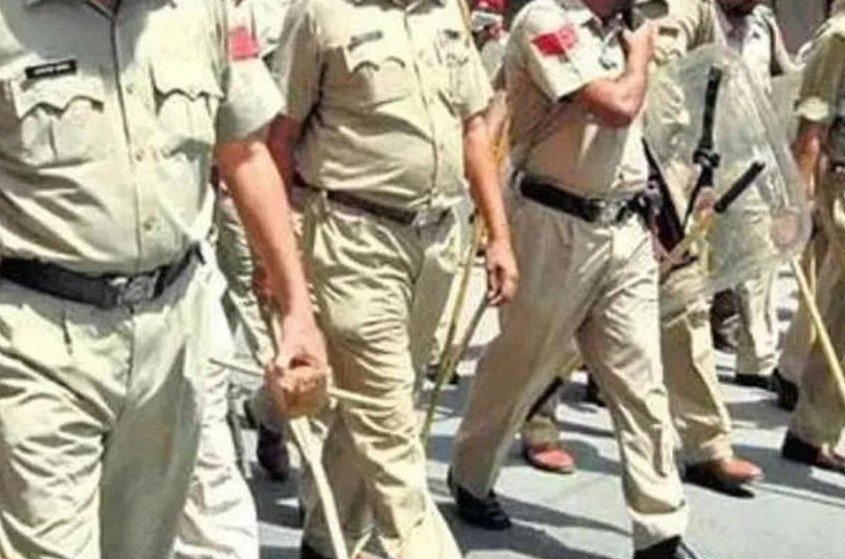 अमृतसर में रेड अलर्ट- DSP Varinder Mahajan के फरार होने पर नाकाबंदी