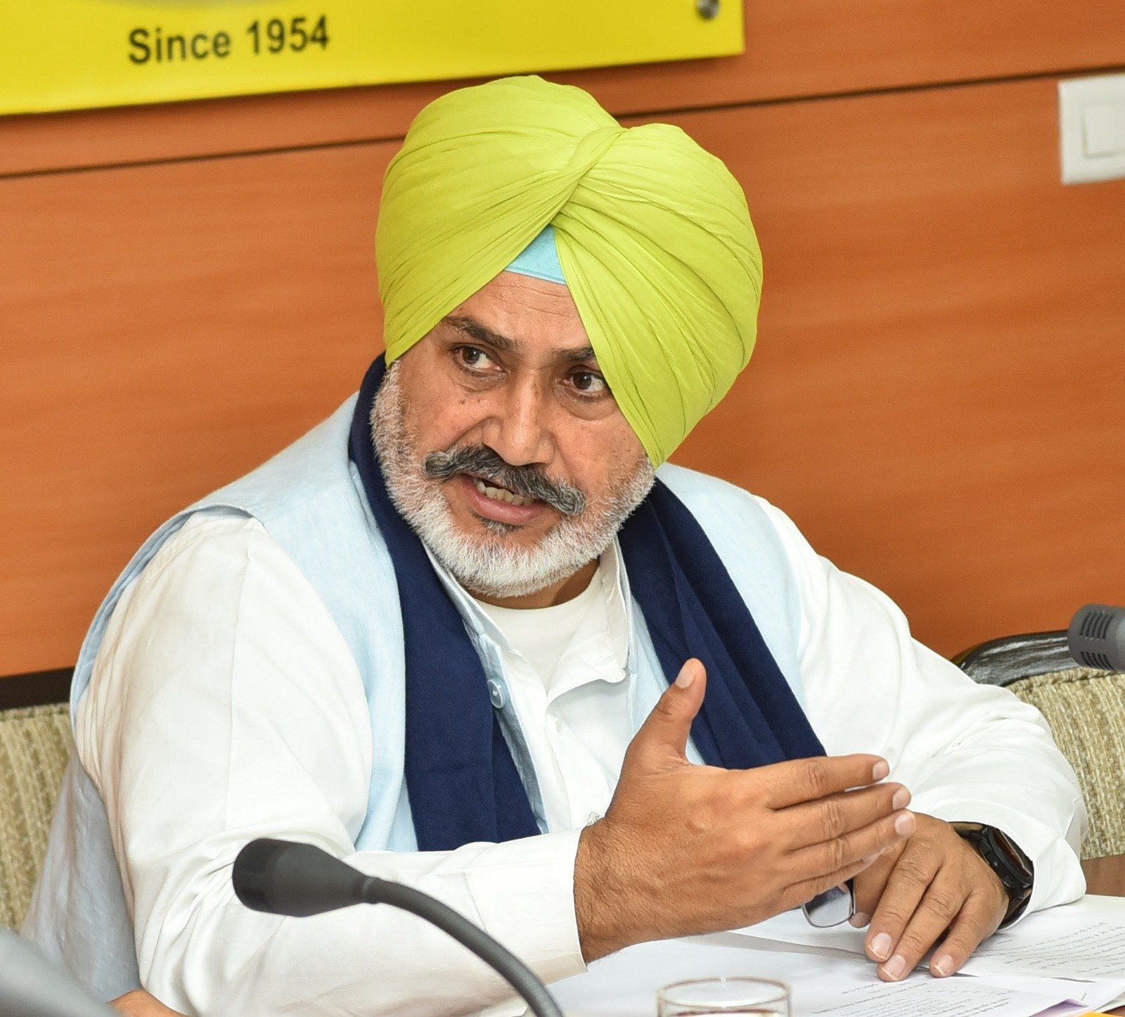 पंजाब मंत्री Jodamajra ने जताई केजरीवाल की ज़मानत पर खुशी