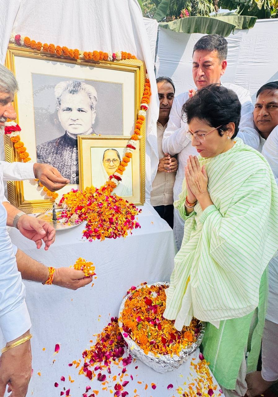 चौ. दलबीर सिंह की 37वीं पुण्यतिथि पर सांसद कुमारी सैलजा ने दी श्रद्धांजलि