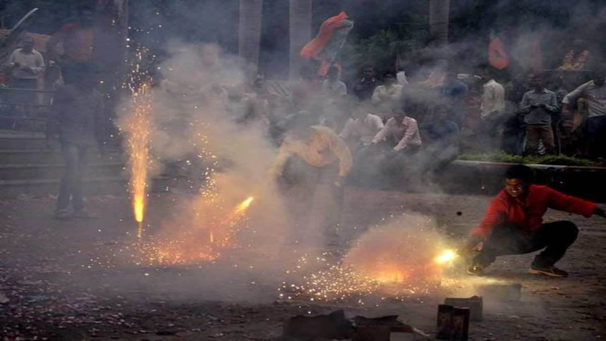 पटाखों की गूंज, पराली का धुआं: दीवाली और गुरुपर्व के बाद Tricity का प्रदूषण चरम पर!