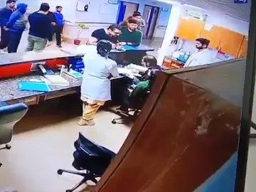 Delhi के Safdarjung Hospital का मामला, वीडियो हुआ VIRAL!