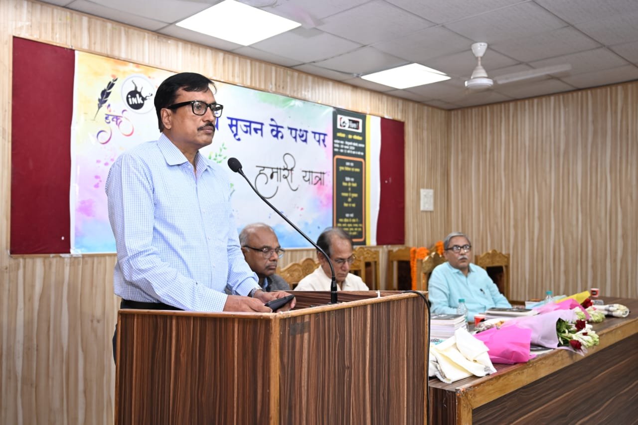 प्रयागराज में साहित्यकारों की महफिल, ‘दीवार उस पार’, ‘अभियान’ जैसी किताबों ने बटोरी सराहना