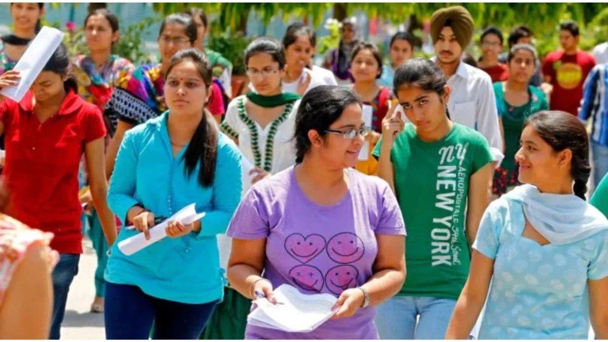 JEE Main 2025: Registration की आखिरी तारीख नजदीक, अब नहीं तो कब !