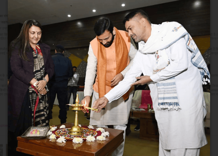 हरियाणा में शिल्पकारों के लिए नई राह, मुख्यमंत्री नायब सिंह सैनी ने क्राफ्ट प्रदर्शनी का किया उद्घाटन