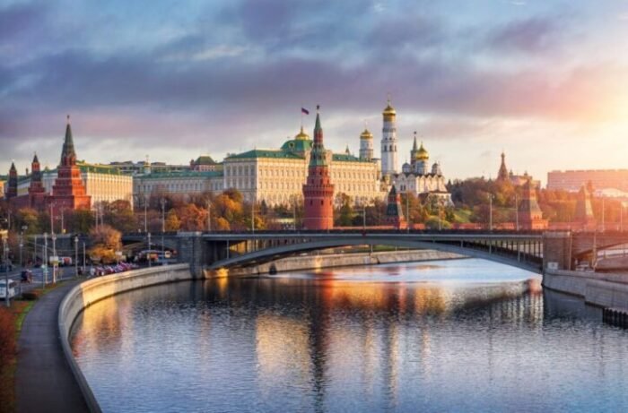 भारतीयों के लिए खुशखबरी ! 2025 से Russia की होगी वीज़ा-मुक्त यात्रा ?