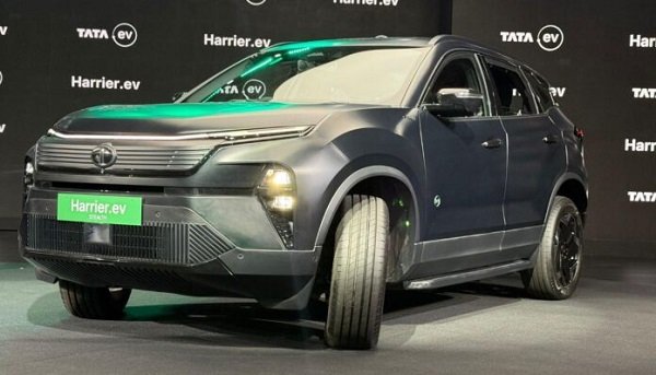 Tata Harrier EV भारत में लॉन्च – दमदार रेंज, पावरफुल परफॉर्मेंस और प्रीमियम फीचर्स के साथ!