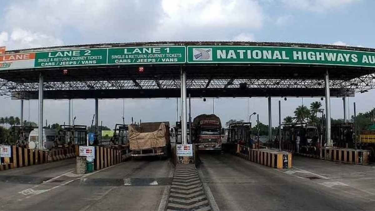 भारत में नया Toll Tax System: सैटेलाइट ट्रैकिंग से होगी वसूली, ₹3000 में सालभर की फ्रीडम!