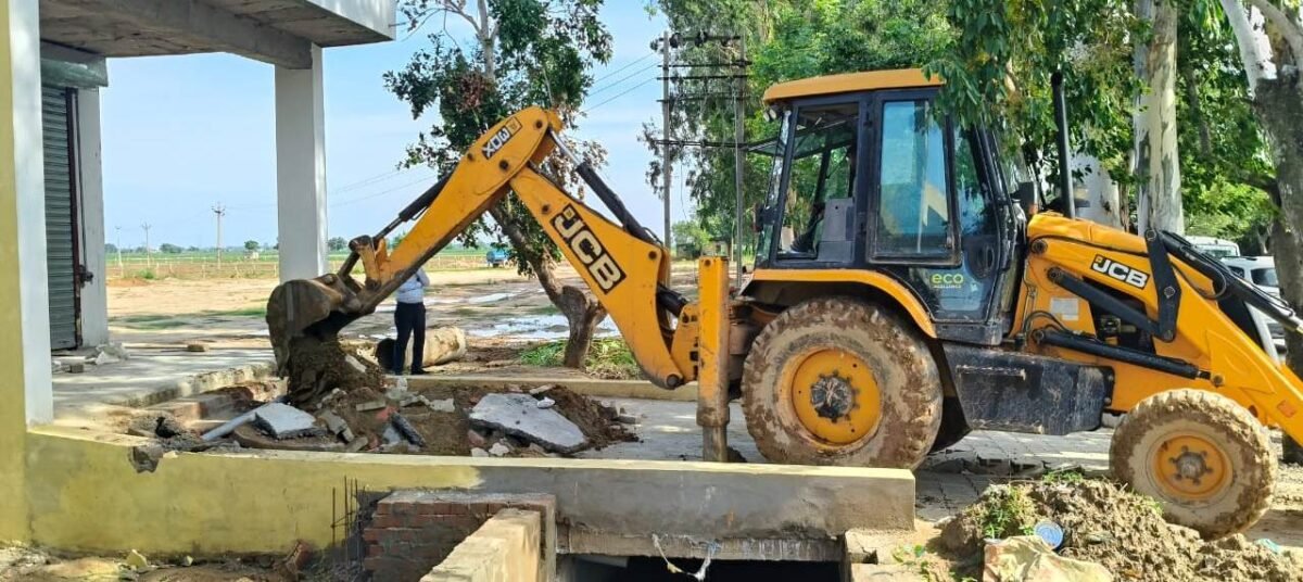 पंचकूला में अवैध कॉलोनियों पर बड़ी कार्रवाई: डीटीपी की टीम ने तोड़े अवैध निर्माण!