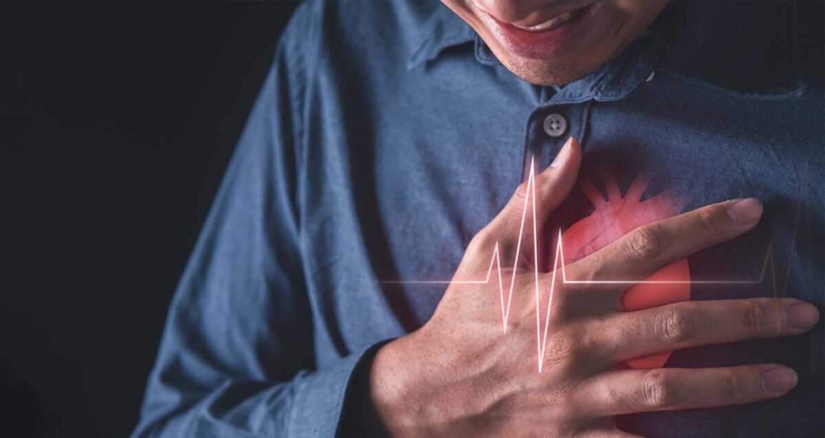 कर्नाटक में अचानक बढ़े Heart Attack मामले, युवाओं की मौ*त से दहशत का माहौल!