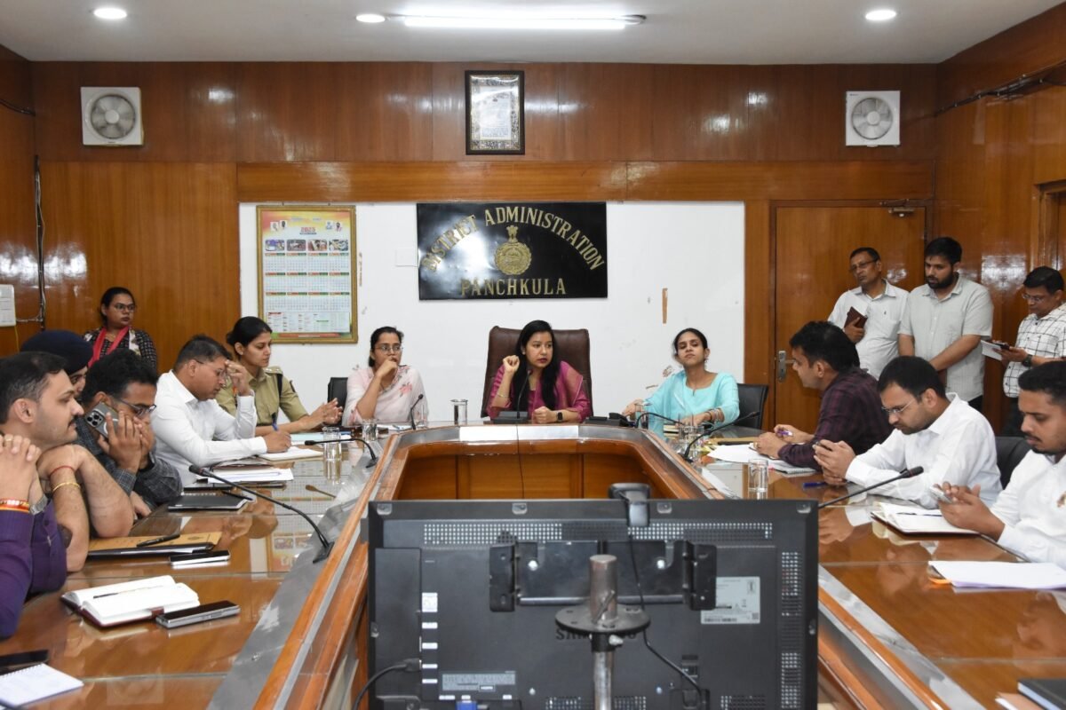 मानसून में लापरवाही नहीं, तैयारियां हों मुकम्मल – उपायुक्त मोनिका गुप्ता का स्पष्ट संदेश!