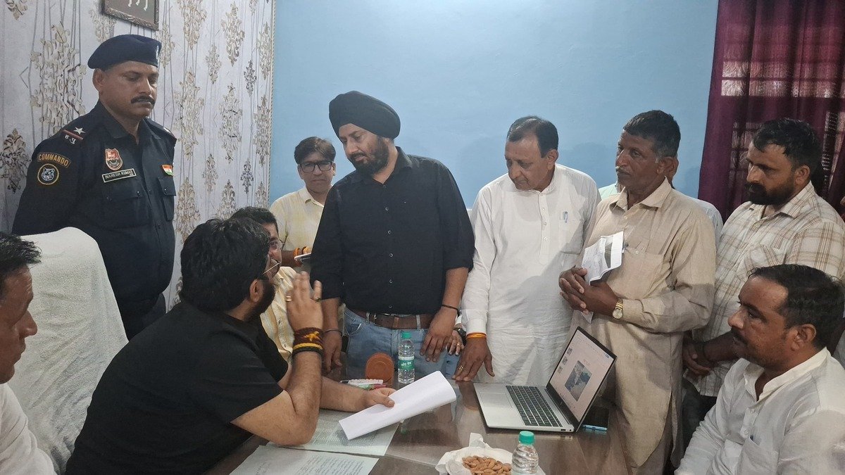 राज्यसभा सांसद कार्तिकेय शर्मा ने सुनी जनसमस्याएं, अधिकारियों को दिए समाधान के निर्देश!