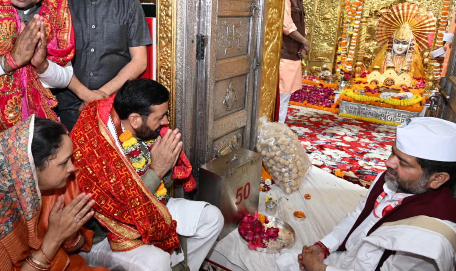 CM सैनी ने नवरात्र पर किए माता मनसा देवी के दर्शन, लिया आशीर्वाद