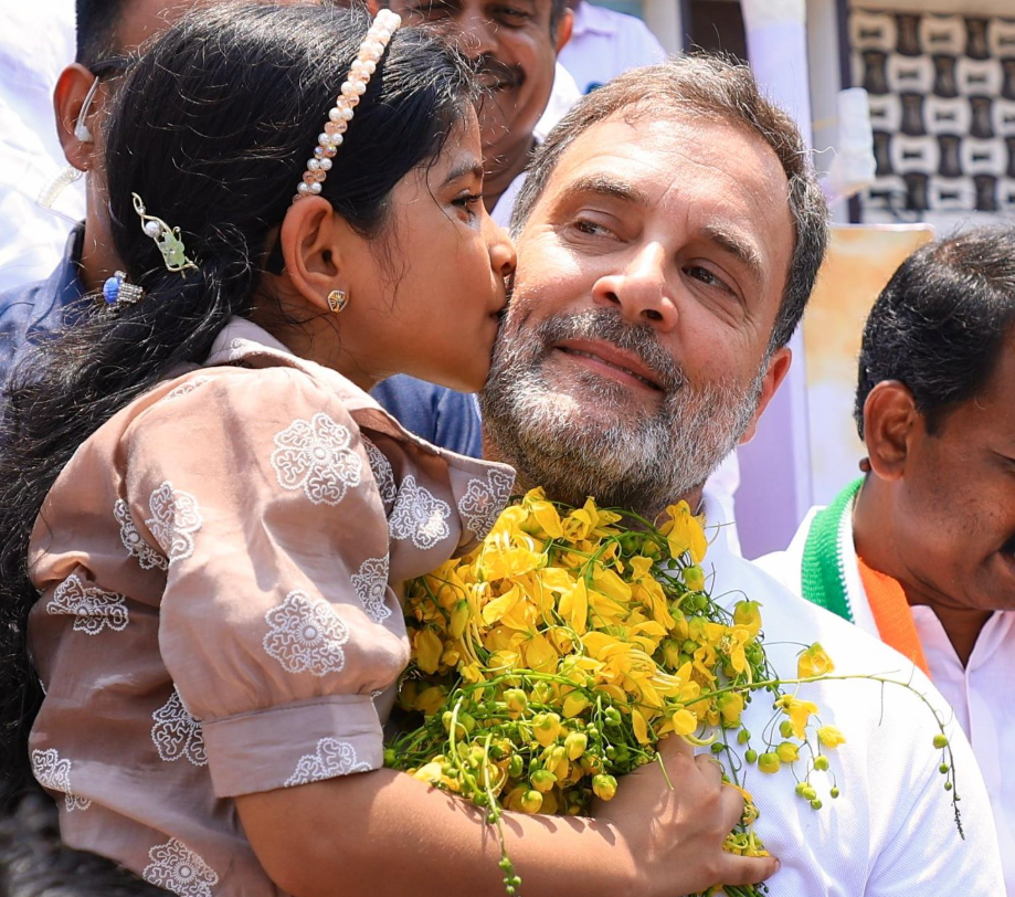 राहुल गांधी ने “केरलम” में आज से शुरु की 2 दिन का मेगा इलेक्शन कैंपेन