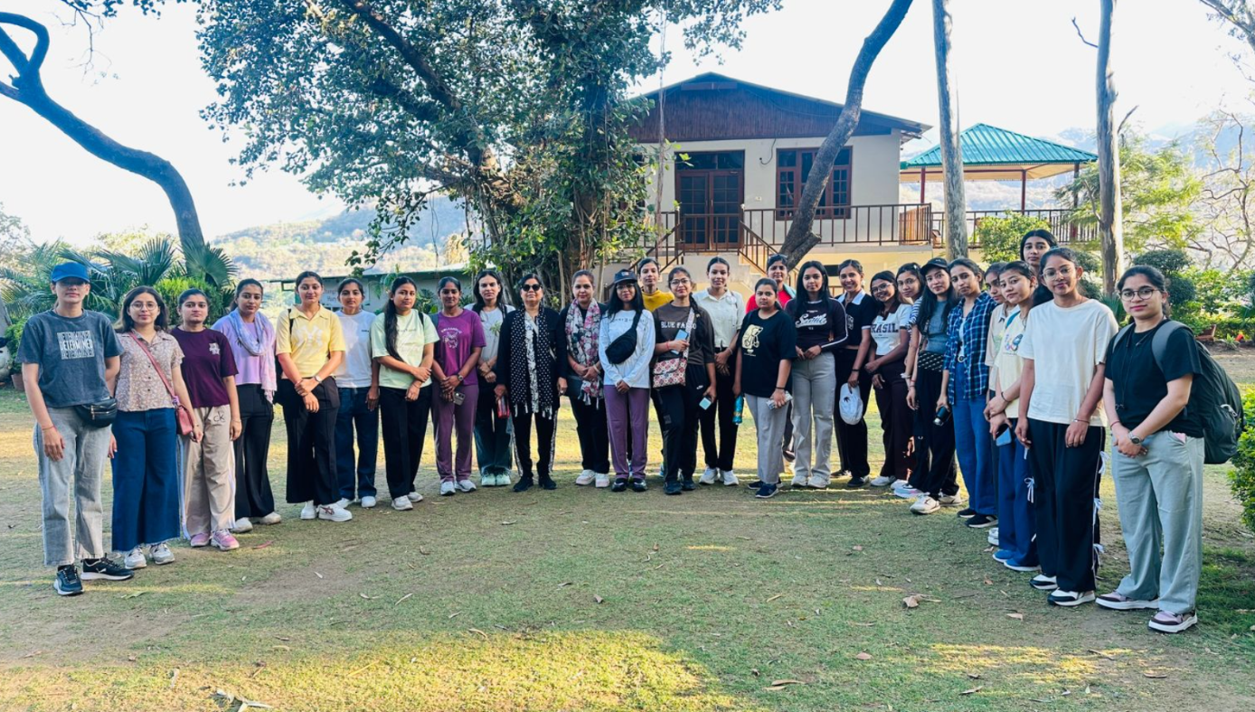 PGI रोहतक विश्वविद्यालय के छात्रों ने नेचर कैंप थापली भ्रमण किया