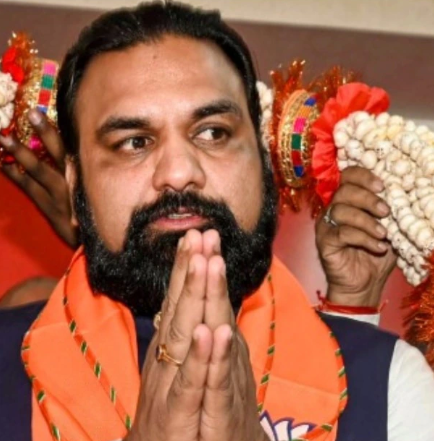 थोड़ी देर में CM पद की शपथ लेंगे सम्राट चौधरी..JDU के दो विधायक भी लेगें शपथ