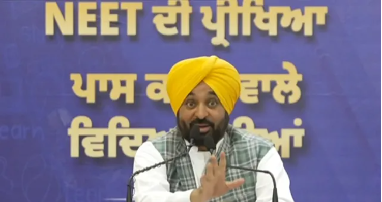 पंजाब में पेपर लीक नहीं, मेरिट पर मिली 69 हजार सरकारी नौकरियां: CM मान